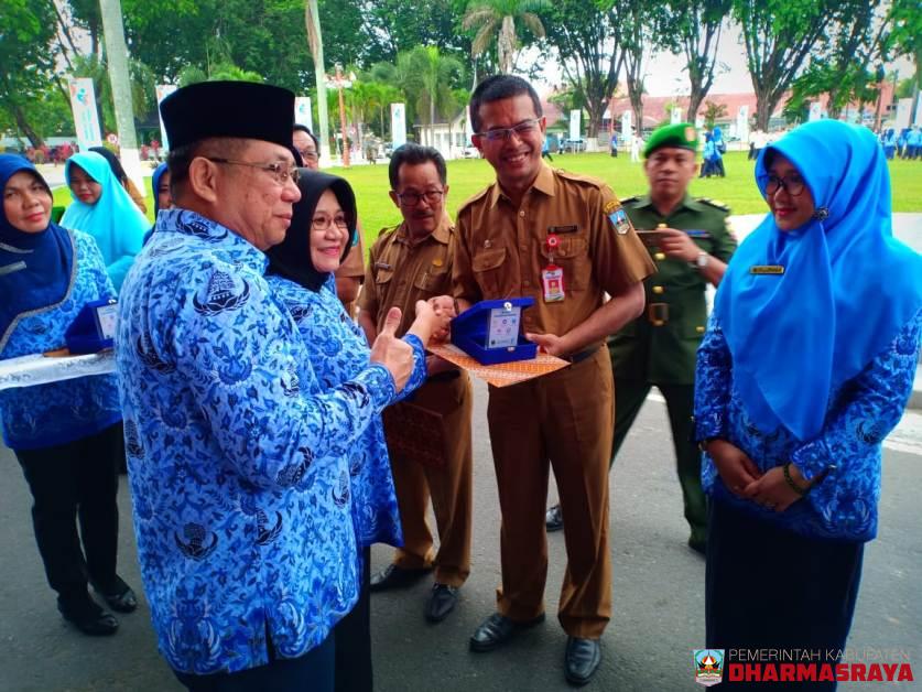 HARI KESEHATAN NASIONAL KE-55 DAN PENERIMAAN PIAGAM PENGHARGAAN 